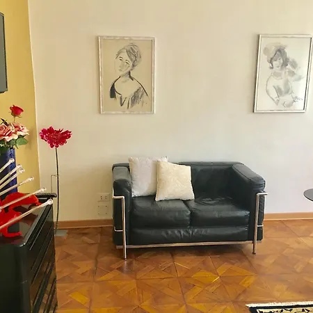 Dom wakacyjny Scalinata Del Teatro Rossetti Parcheggio *