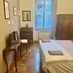 Scalinata Del Teatro Rossetti In Viale Xx Settembre Parcheggio Prázdninový dům Terst