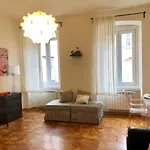 Prázdninový dům Scalinata Del Teatro Rossetti In Viale Xx Settembre Parcheggio Terst