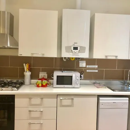 Alla Scalinata Del Teatro Rossetti In Viale XX Settembre Parcheggio *