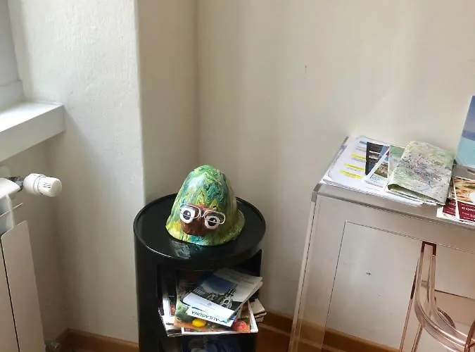 Scalinata Del Teatro Rossetti In Viale Xx Settembre Parcheggio Будинок відпочинку